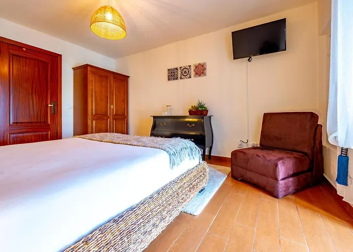 Quinta Do Quinto בית הארחה 4*